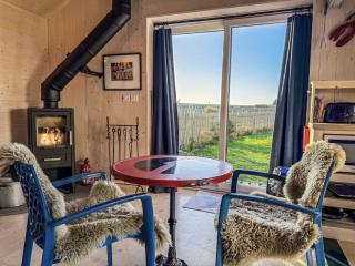 The Surf Shack - Camber - 6