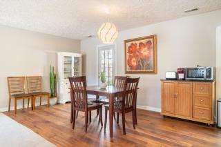 Birdwatchers 3BR Escape Near Raleigh Trails & NCSU - Raleigh - 9