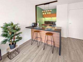 Studio Wi-Fi et balcon, très bien situé - 1