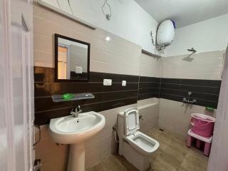 Golden winds villa - - 5