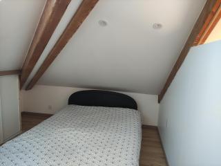 Appartement au calme, dans résidence sécurisée avec place de stationnement - - 4
