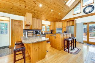 Walk to White Lake State Park Gem with Ski Locker! - Chocorua - 3