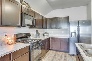 Families with Pets Welcome! Home 22 Mi to Dtwn OKC - 4