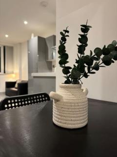 Spacious 1 Bedroom Flat City Centre - Cannock - 0