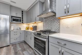Endless Sunset 3BR Oceanside Stay - 3