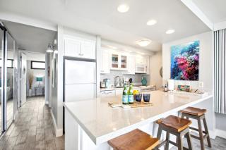 KBM Resorts FREE CAR Papakea PKA-201 Oceanfront Corner unit with unobSTR-ucted views - Kaanapali - 4