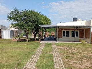 CASA quinta ""LUZ AZUL"" con pileta, galeria, impecable , doble aire, WIFI - Santa Rosa - 4