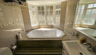 Spacious cosy room with own Bathroom, no load shedding - Città del Capo - 1