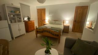 Happy Hill Guesthouse - 7