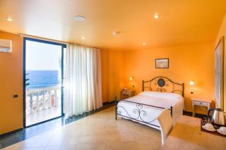 Hotel La Playa Blanca - Santo Stefano di Camastra - 5