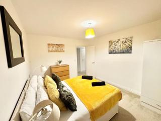 Stay for business, corporate, contractors, leisure with WiFi & parking - 6