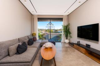 Bright Spacious Suite- By Appart'Ayla - 8