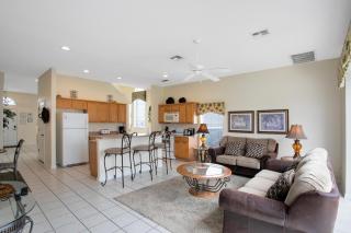 Tropical and peaceful, this 5 bed with Pool & Spa - Orlando - 2