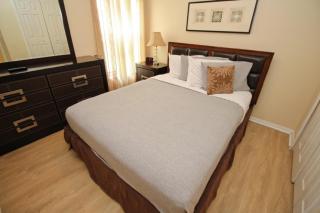 Gorgeous 4 Bed Home In Gated Community - Kissimmee - 1