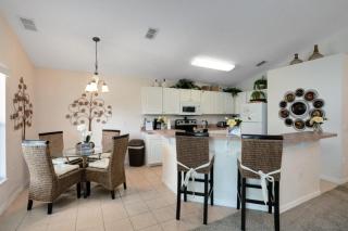 Beautiful 4 Bedroom 3 Bathroom pool & spa Villa - Davenport - 5