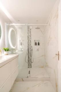 Nice Apartment with amazing view of Paris with private Parking - Parijs - 4