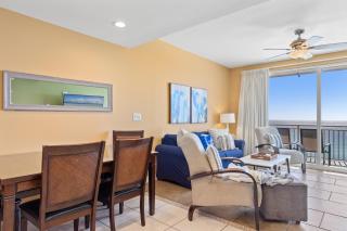 Anchor's Way! Come Visit Our Beautiful 2 BR, 2BA Oceanfront Retreat! Sleeps 6! - Panama City Beach - 0