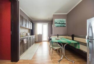 Good-Auri Apartment - Kʼumlistsʼikhe - 9