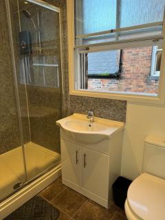 Spacious 2BDR Flat City Centre - Wolverhampton - 3