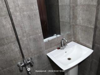 Al-Sakhawat Hotel Faizabad - 1