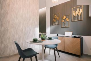 Apulian Tree - Luxury Central Apartment with Balcony - Bari - Bari - 0