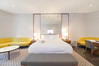 Luxurious King Suite W Pool at SLS Brickell - Miami - 9