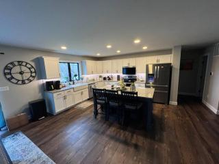 Beck Lake House - Kelleys Island - 4