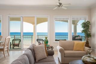 Gulf Front, Pool, Hot Tub- 2 Kitchens - Elevator - Destin - 9