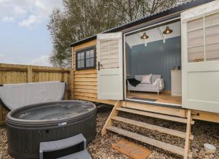 Honeysuckle Hut - Warmley - 4