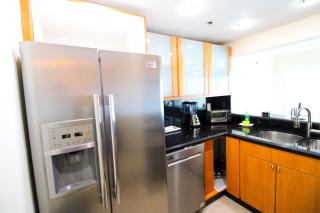 Castle L5 Oceanview Double-loft with pool, beach access, tennis, free parking! - Miami Beach - 2