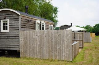 Cherry Blossom Hut - Bristol - 7