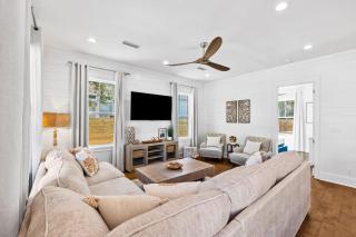 Golf Cart-Private Pool and Hot Tub-Close to Beach - Santa Rosa Beach - 3