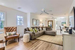 Palm Beach Oasis 3bd 3ba Private Pool plus Parking - West Palm Beach - 5