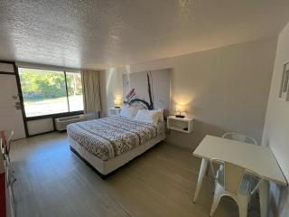 A & S Vacation Rooms - 7