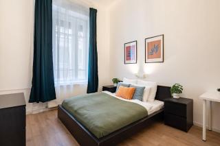 Central - Large - Modern at River - Budapest - 0