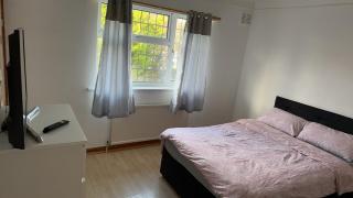 Raeburn Avenue House - Worcester Park - 6