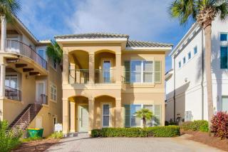Community Pool, Hot Tub and Beach - Beach View - Destin - 6