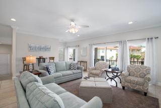 Beach View Rooftop Deck, Community Pool Hot Tub - Destin - 4