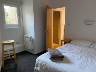 Lovely centrally located 2 bed flat in Southsea - 5