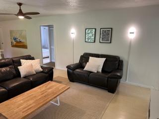 Best location, and recently renovated - Haleiwa - 4