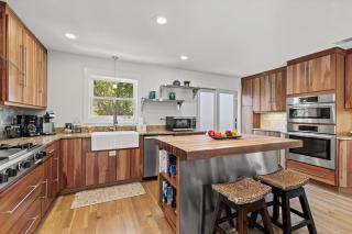 Private Pool, Hot Tub, Close to Beach, Golf Cart - 1