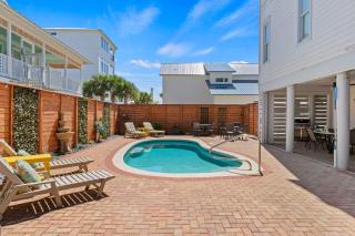 Large Pool - Gulf Views - Outdoor TV - Bikes - 4