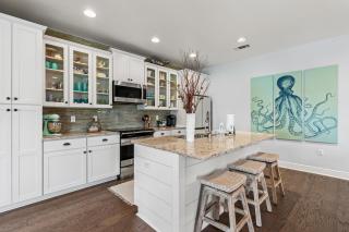 6-Seater Golf Cart - Community Pool - Close to Beach, Dining and Shopping - Inlet Beach - 8