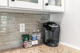 6-Seater Golf Cart - Community Pool - Close to Beach, Dining and Shopping - 1