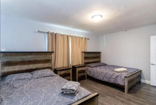5 Bedroom Cozy Home - Hollywood - 6