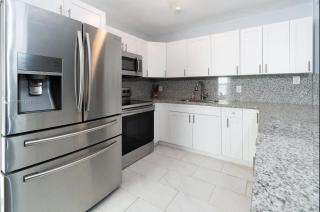 5 Bedroom Cozy Home - Hollywood - 4
