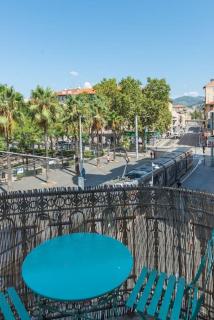 Lovely 2 bedroom Apartment in Nice with Balcony - 5