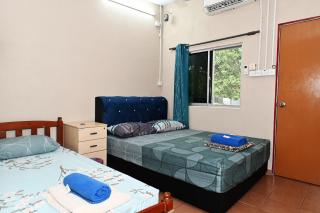 Tony’s Guesthouse at Teluk Bahang - Batu Ferringhi - 5