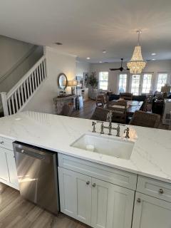 Waterfront luxury Villa 19 with sunset views and boat slip townhouse - 4