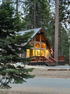 Elderberry Bluejay Location Goals Tub Time - Shaver Lake - 0